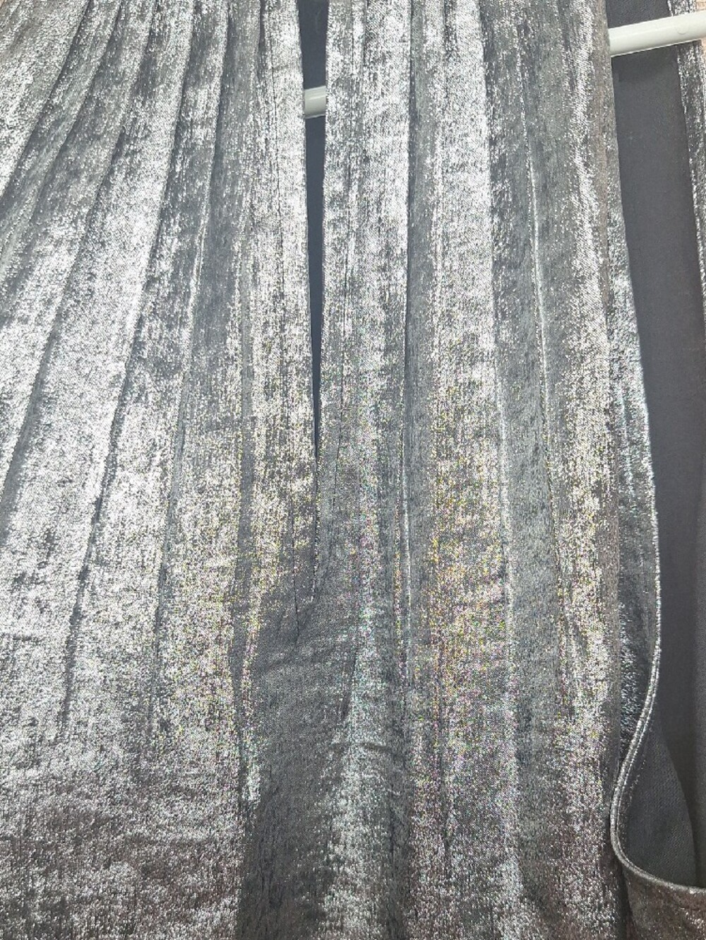 White House Black Market Silver Metallic Halter Camisole Size 12 NWT - Picture 4 of 10